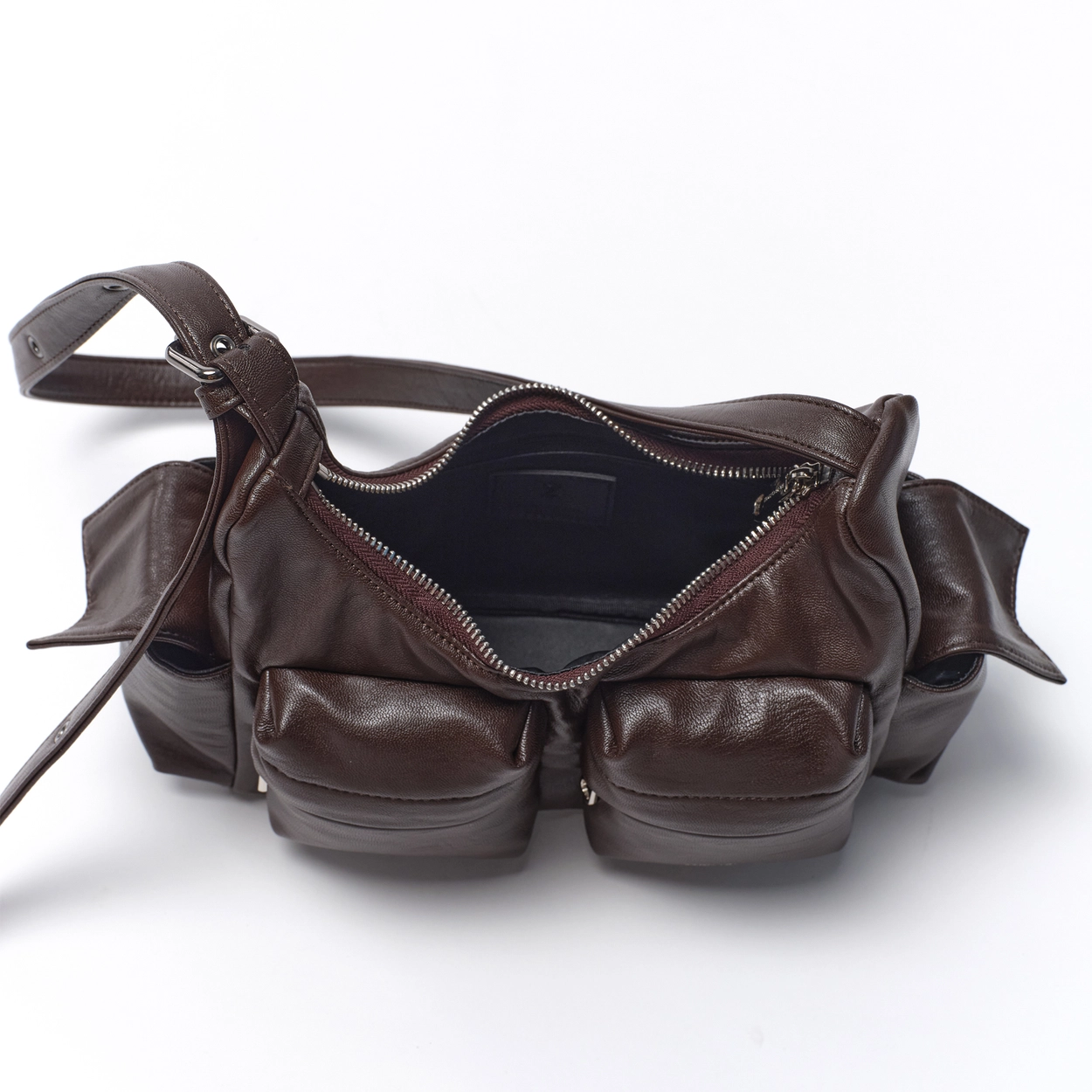 pocket mug bag M nappa chocolate | LOOKSEOULITE SHOP